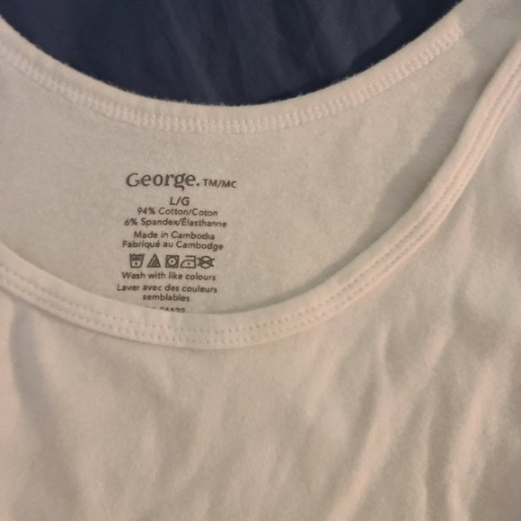 Top white - Picture 2 of 4